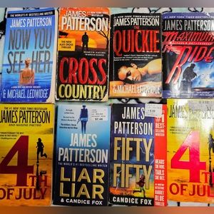LOT OF 8 JAMES PATTERSON PAPERBACK NOVELS